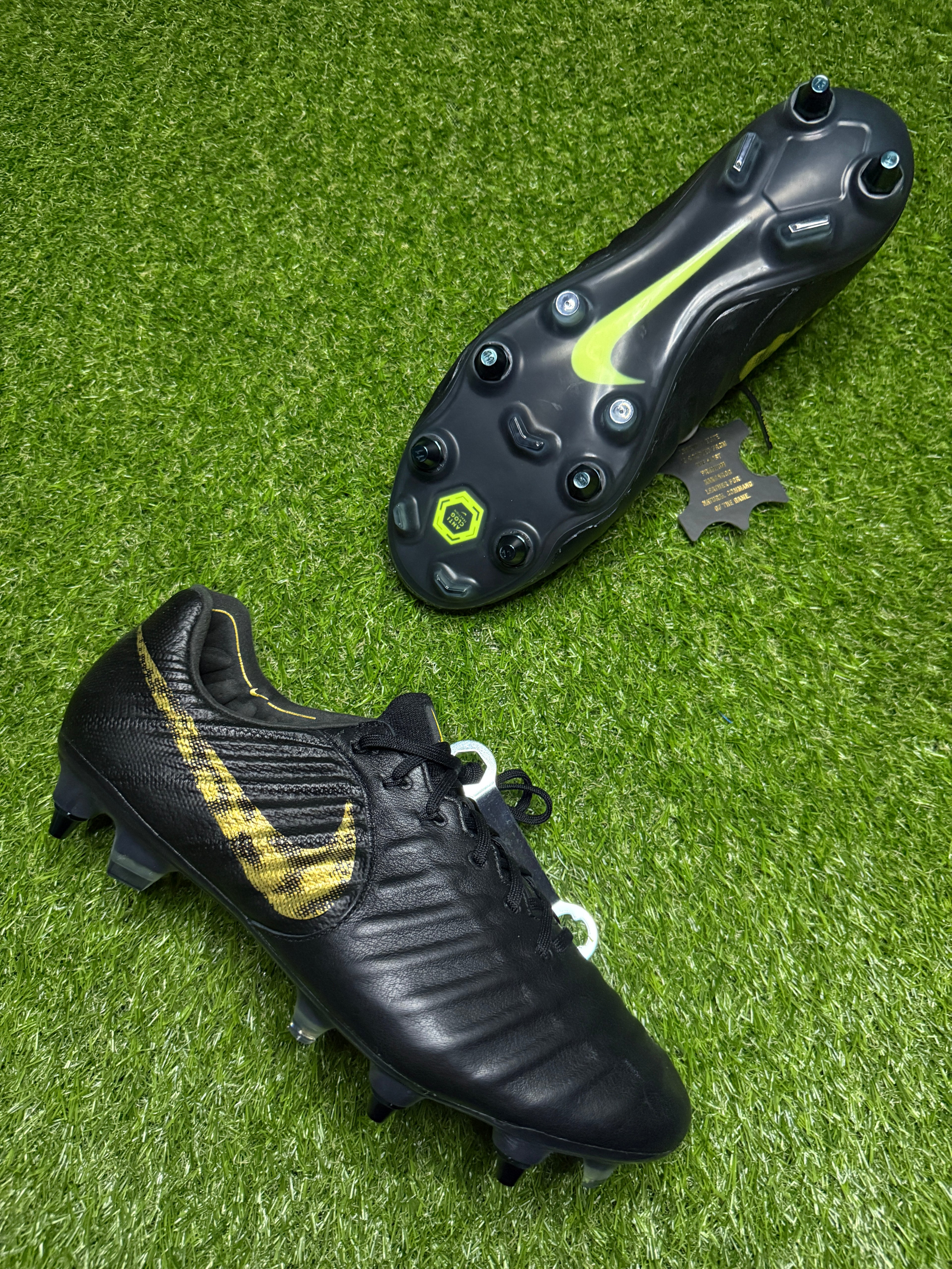 Nike Tiempo Legend 7 Elite SG-AC 'Black Lux'