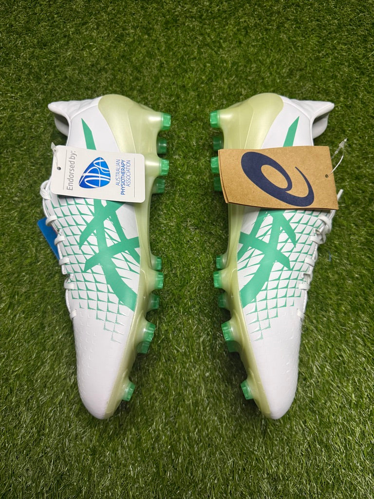 Asics Menace 4 FG 'White/Aurora Green'