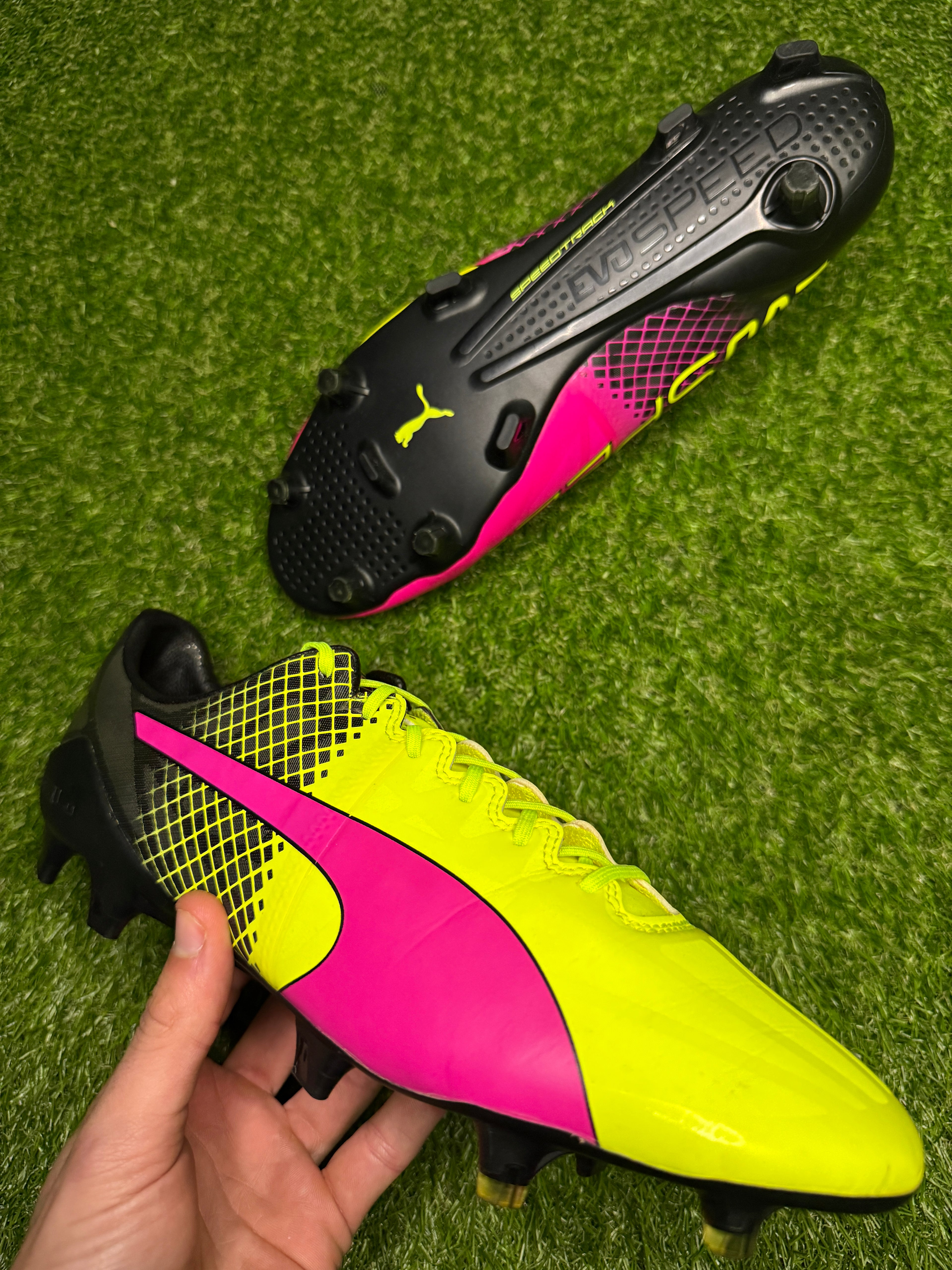 Puma evoSPEED 1.5 FG 'Tricks'