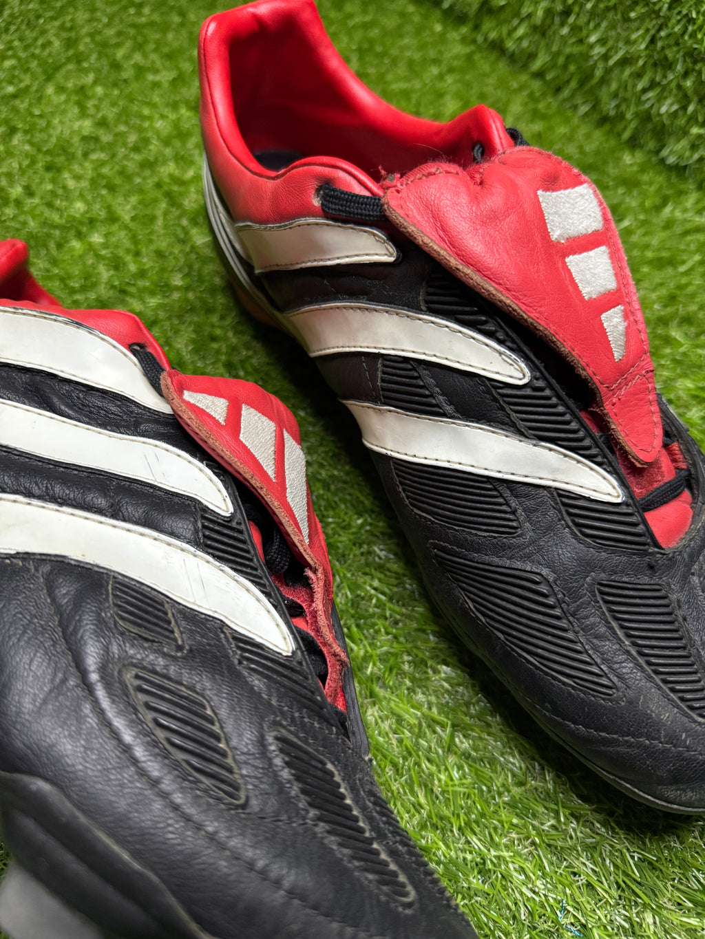 Adidas Predator Precision 2000 SG 'Black/Red'