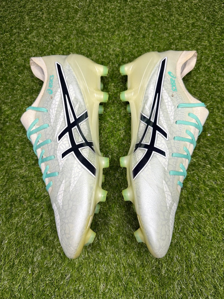Asics Menace 5 FG 'Rebel'