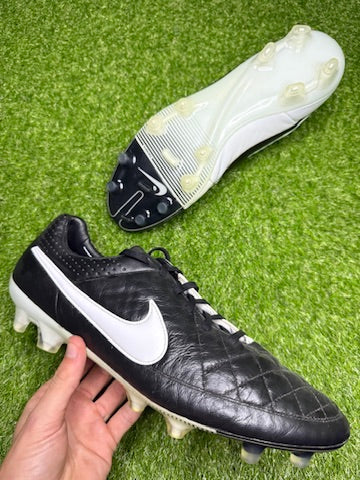 Nike Tiempo Legend 5 Elite FG 'Black/White'