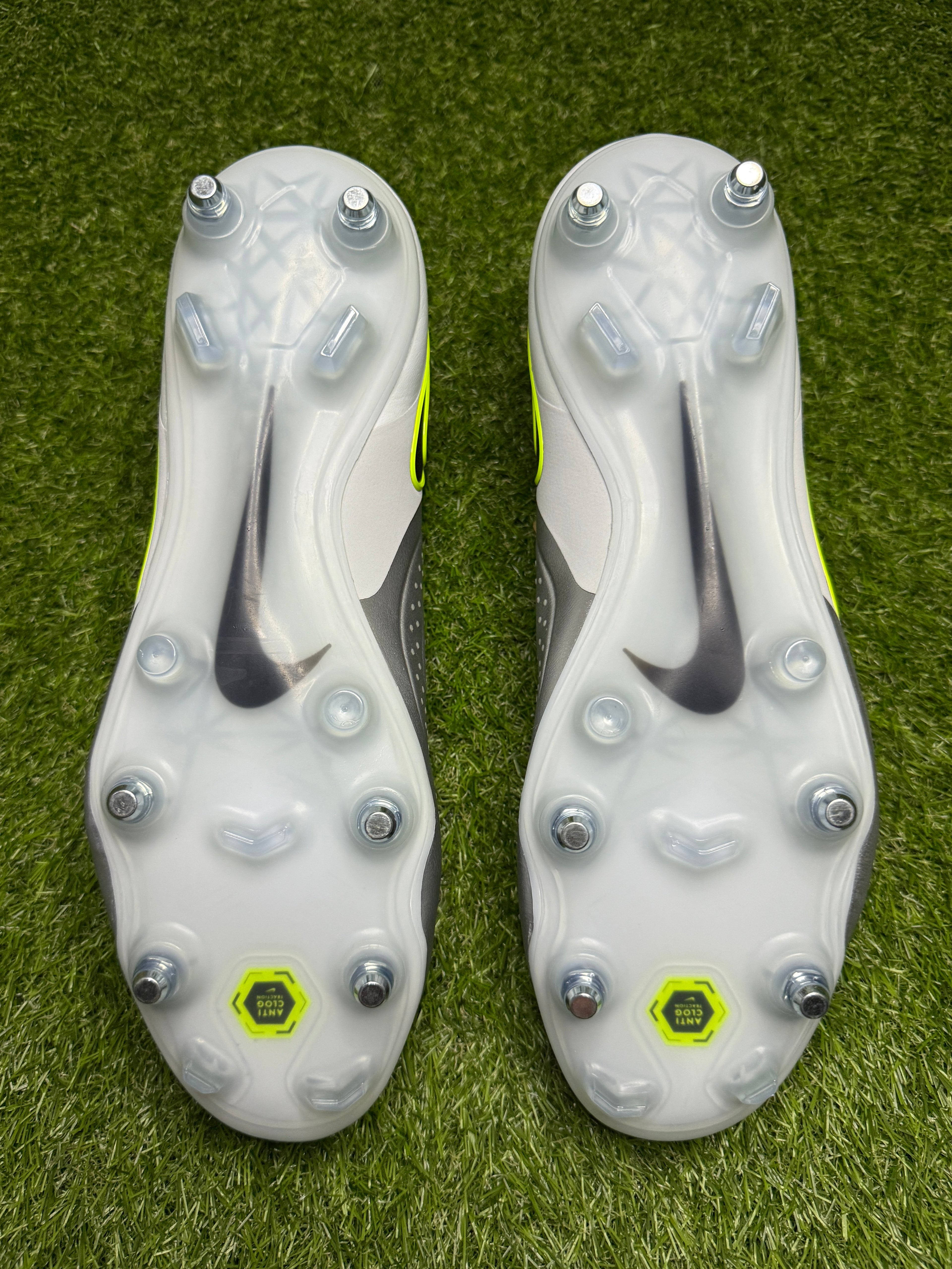 Nike Tiempo Legend 10 Elite SG-PRO AC 'Mad Voltage'