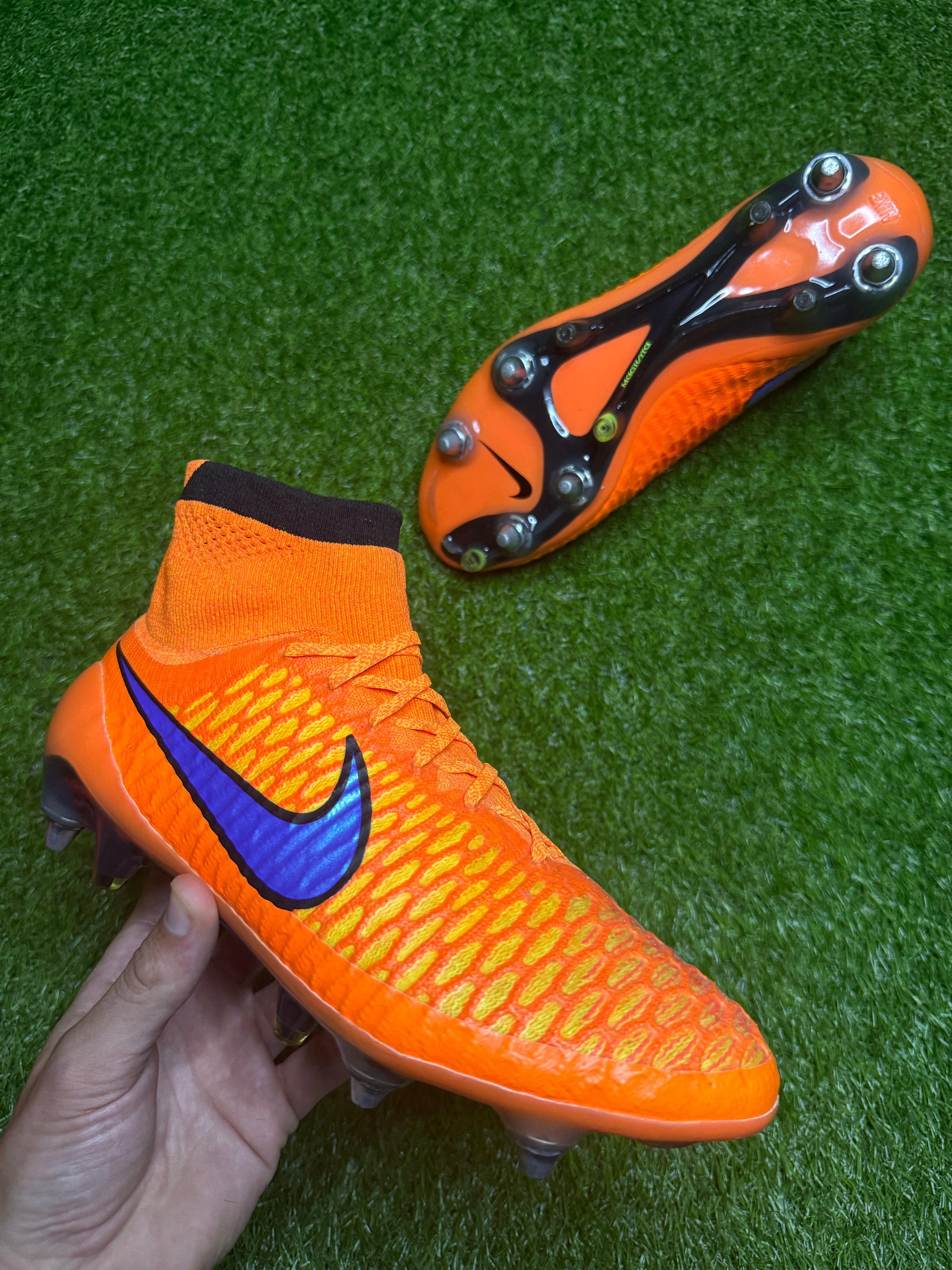 Nike Magista Obra 1 Elite SG-PRO 'Intense Heat'