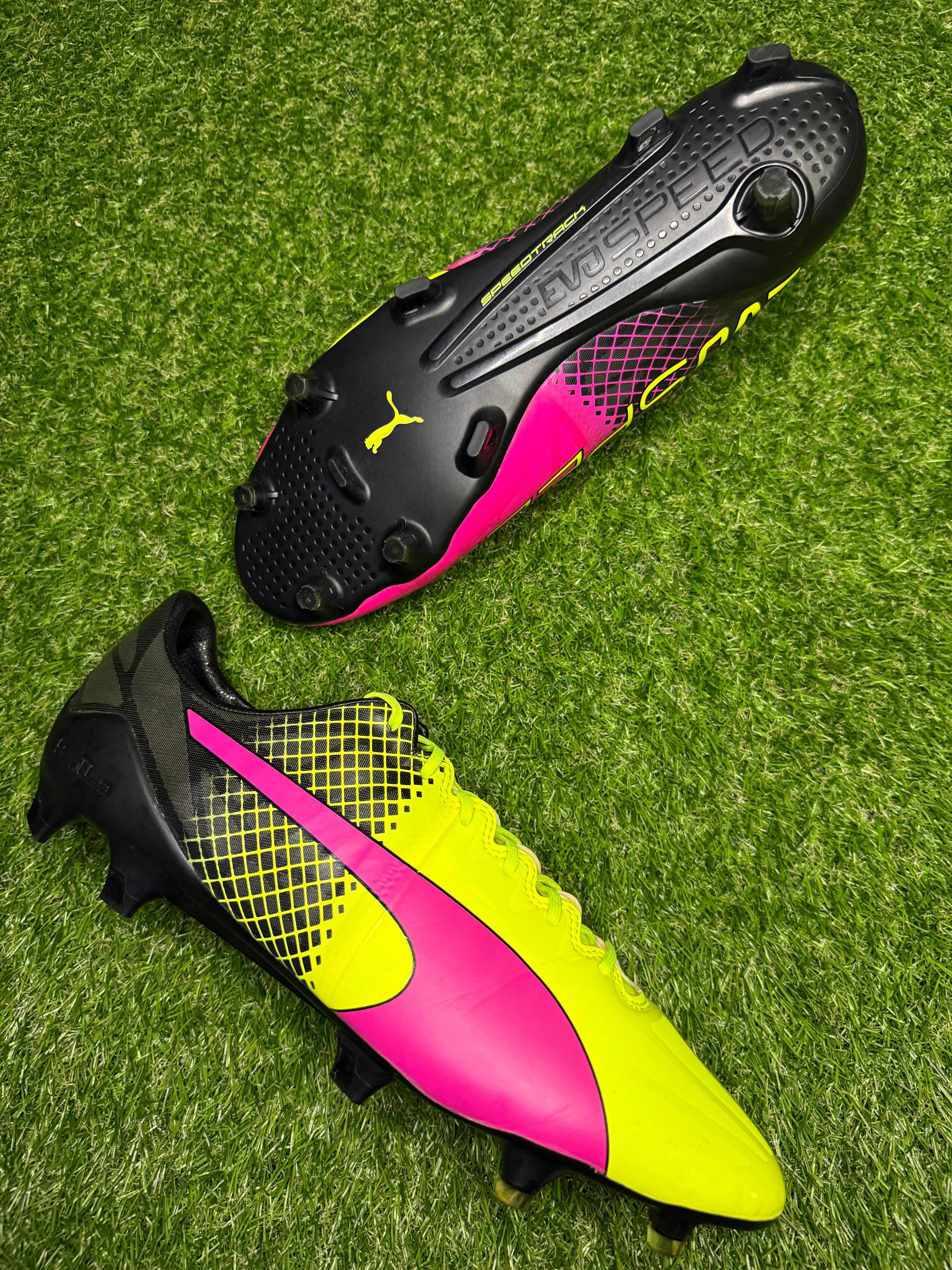 Puma evoSPEED 1.5 FG 'Tricks'