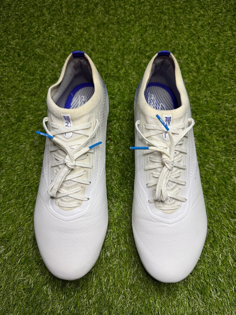 Sketchers Razer FG 'Diamond Ice'