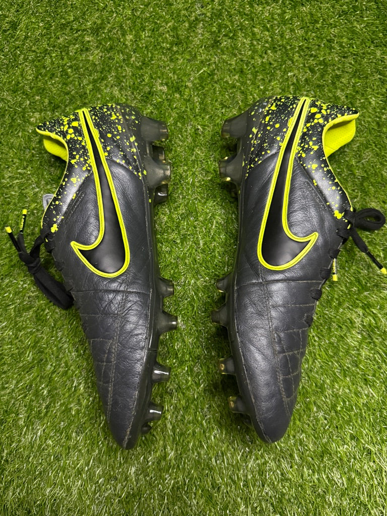 Nike Tiempo Legend 5 Elite FG 'Electro Flare'