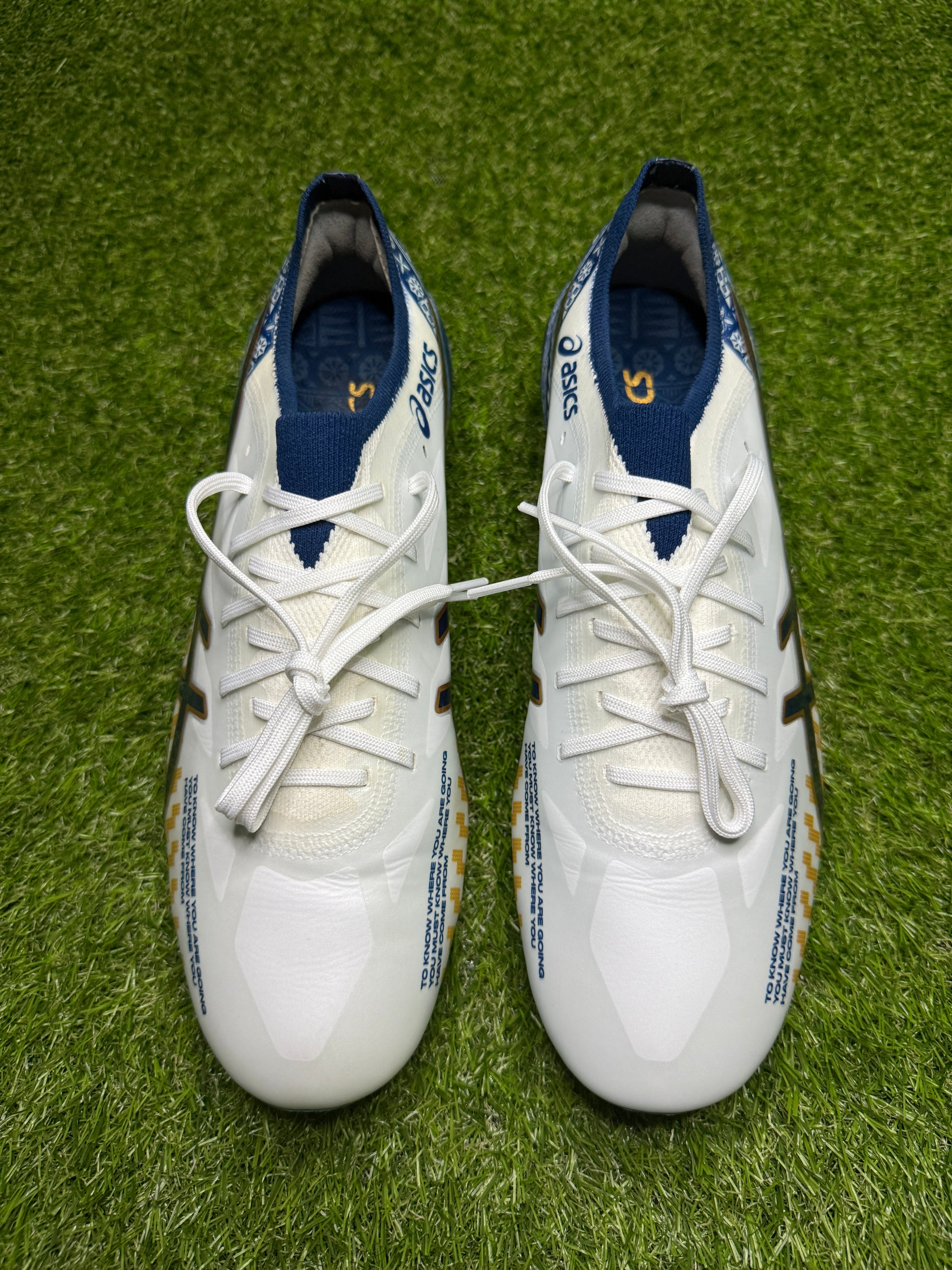 Asics Menace 5 FG 'Voyager'