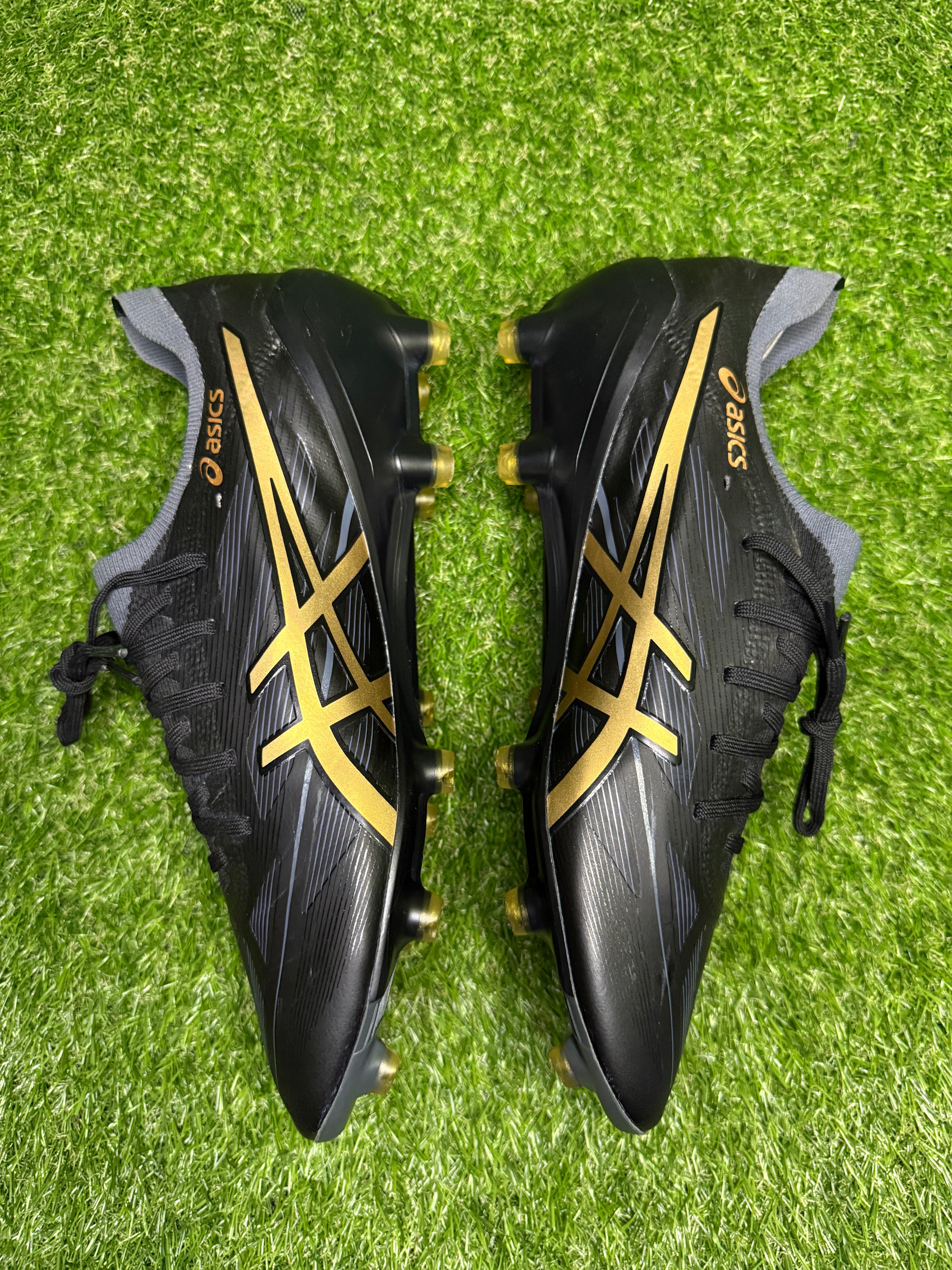 Asics Menace 5 FG 'Black/Gold'