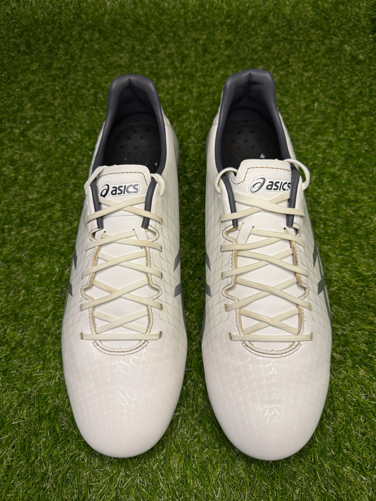 Asics Menace 4 FG 'White/Silver'