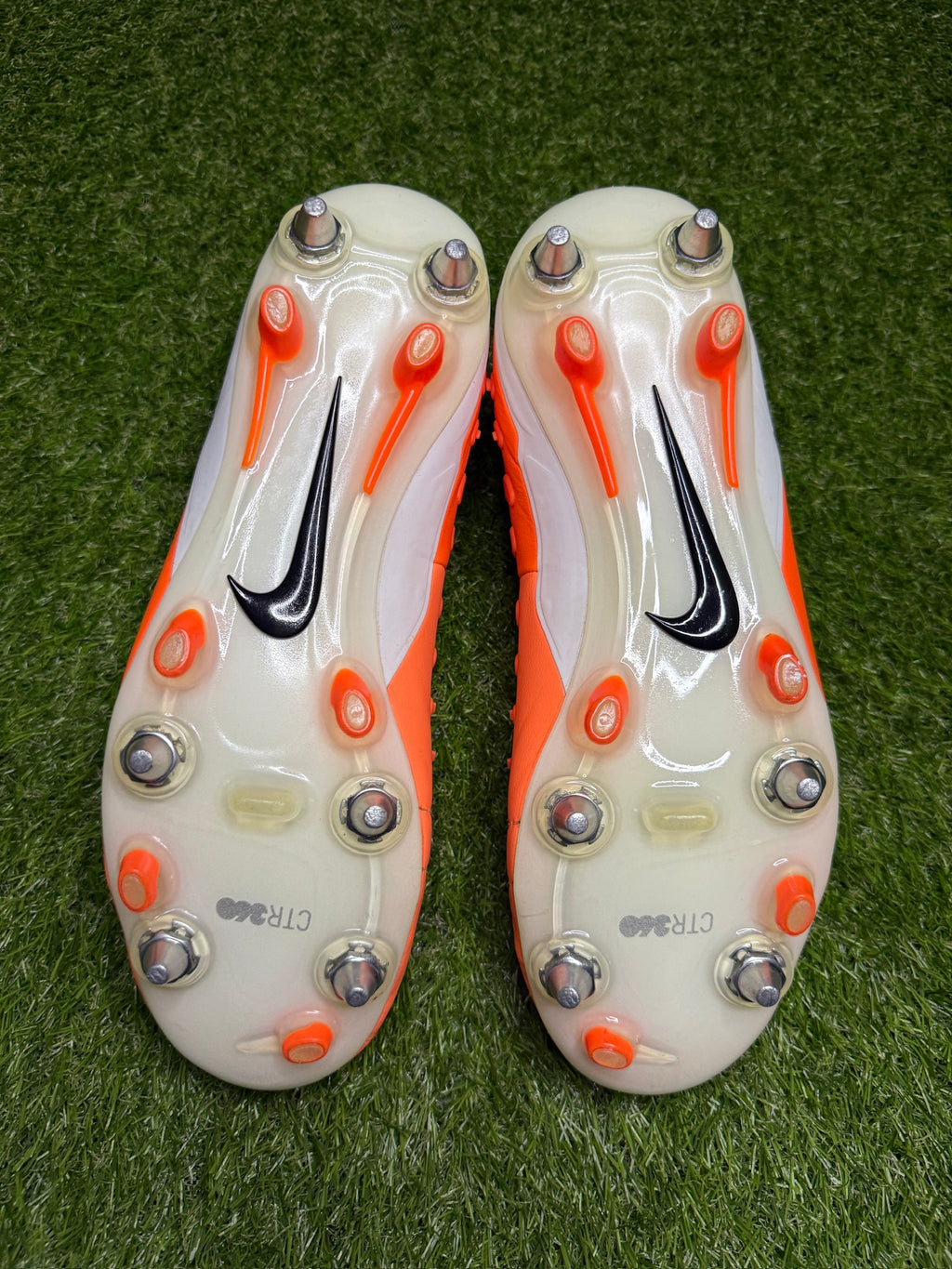 Nike CTR360 Maestri 3 Elite SG-PRO 'Atomic Orange'