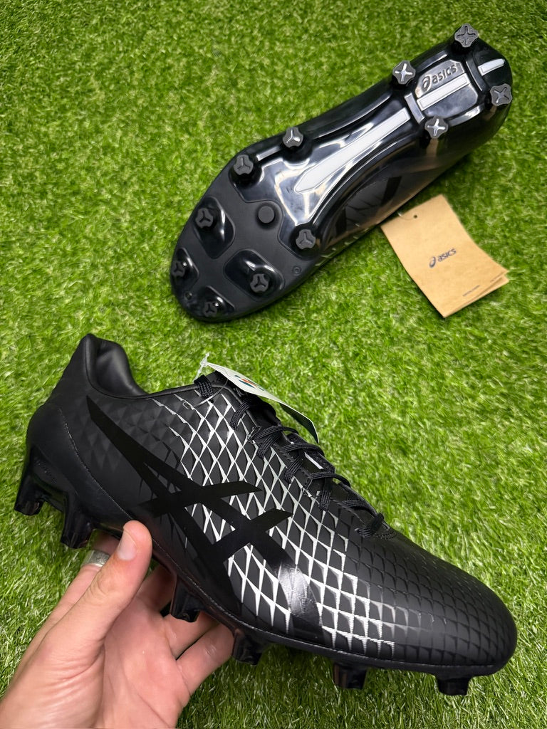 Asics Menace 4 FG 'Black/White'