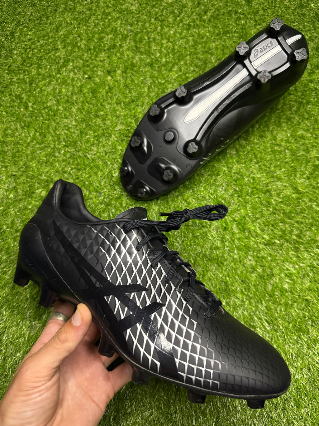 Asics Menace 4 FG 'Black/White'