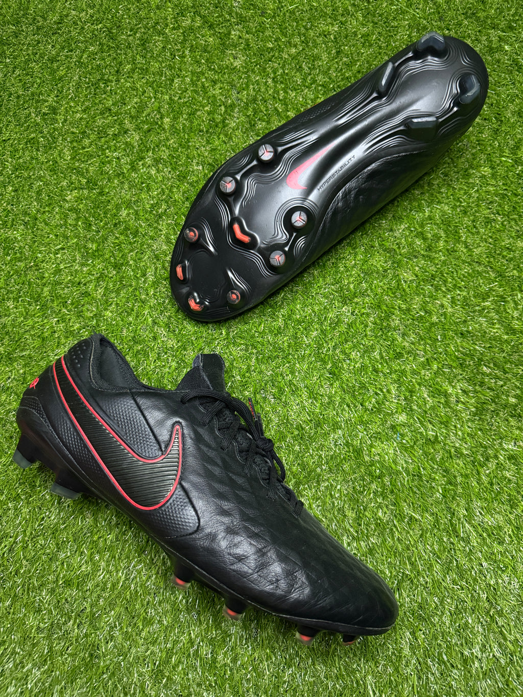 Nike Tiempo Legend 8 Elitre FG 'Black x Chile'