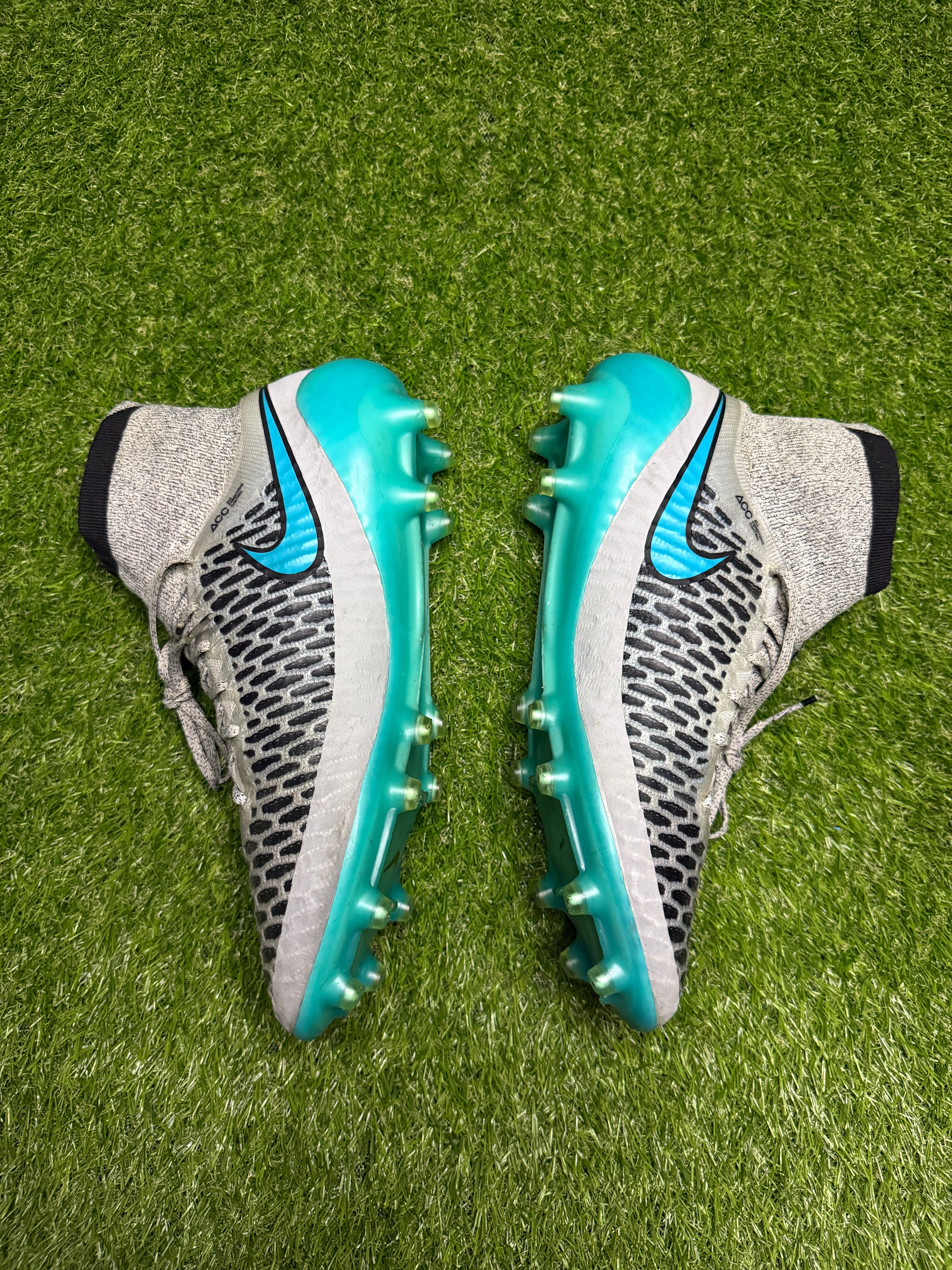 Nike Magista Obra 1 Elite FG 'Silver Storm'