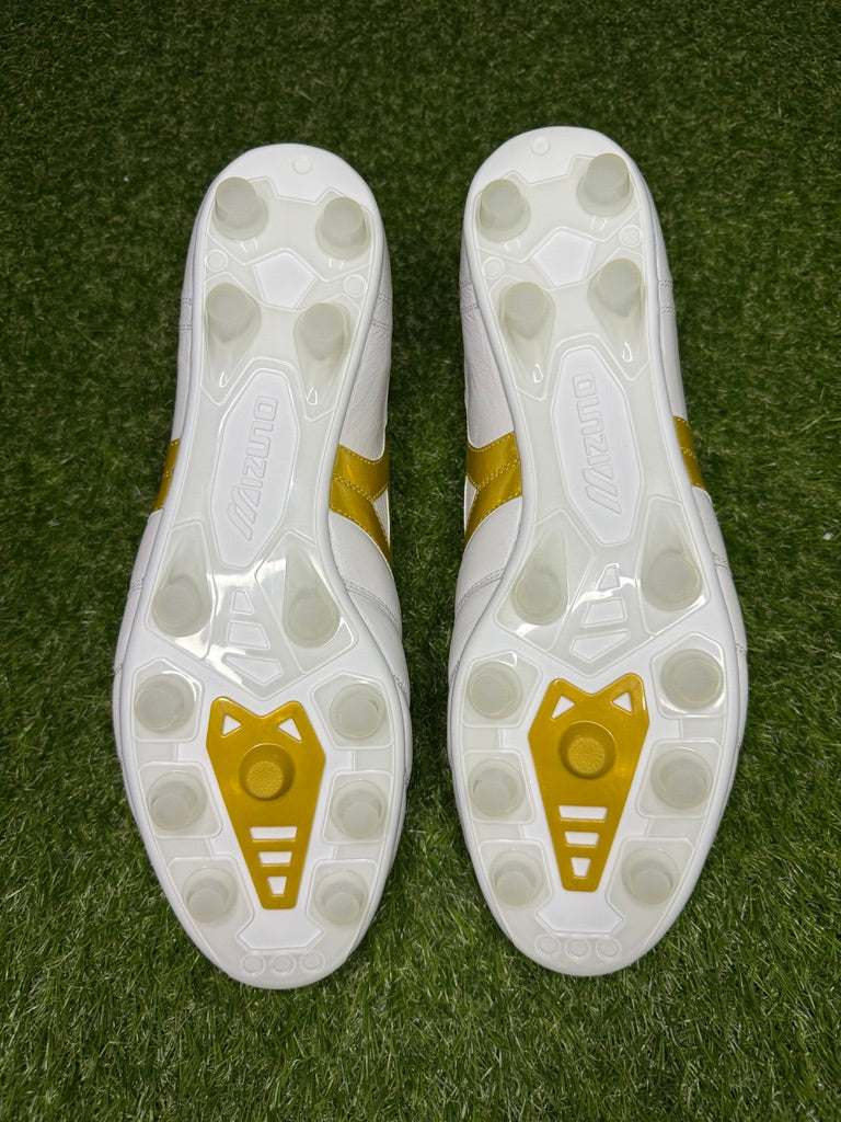 Mizuno Morelia 2 Elite FG 'Bright Gold'